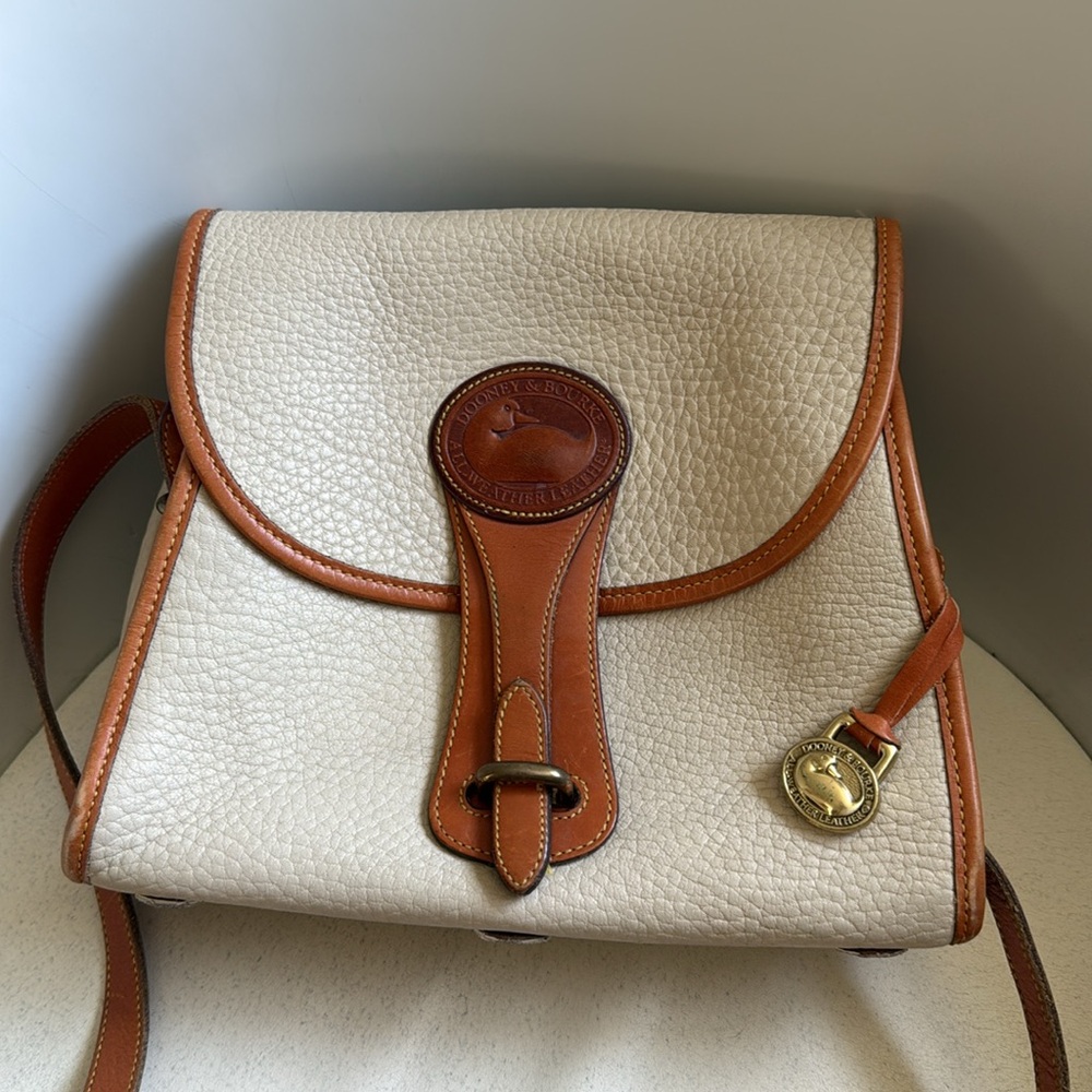 Vintage 90's Dooney and Bourke Essex Bag Purse